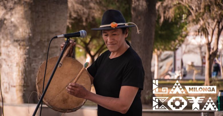 Lorena Carpanchay, una referente trans que le canta coplas a la Pacha